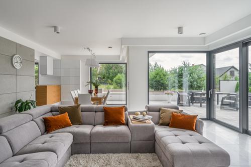 Więcej niż widok: jak okna wpływają na mikroklimat i samopoczucie domownik&oacute;w